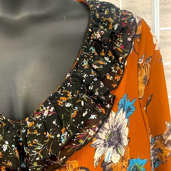 Suzanne Betro blouse Size: 16 - Picture 3 of 6